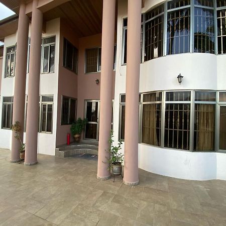 Hallmark Apartments -1 Accra Exterior photo